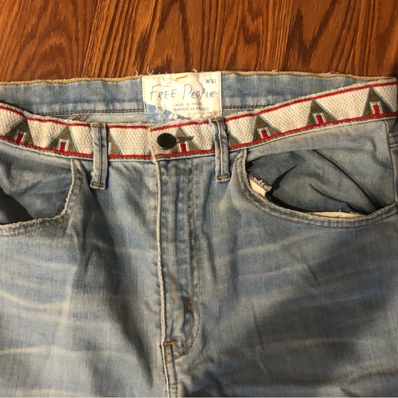 Free People The Perfect Vintage Flare Jean Embroidered Waistband Size 31 - Picture 3 of 9